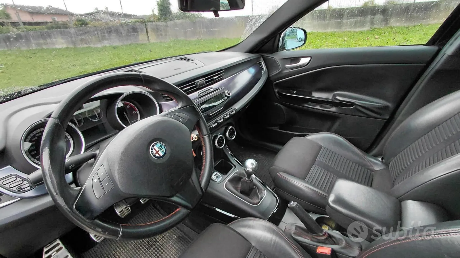 Alfa Romeo Giulietta 2011 photo 4