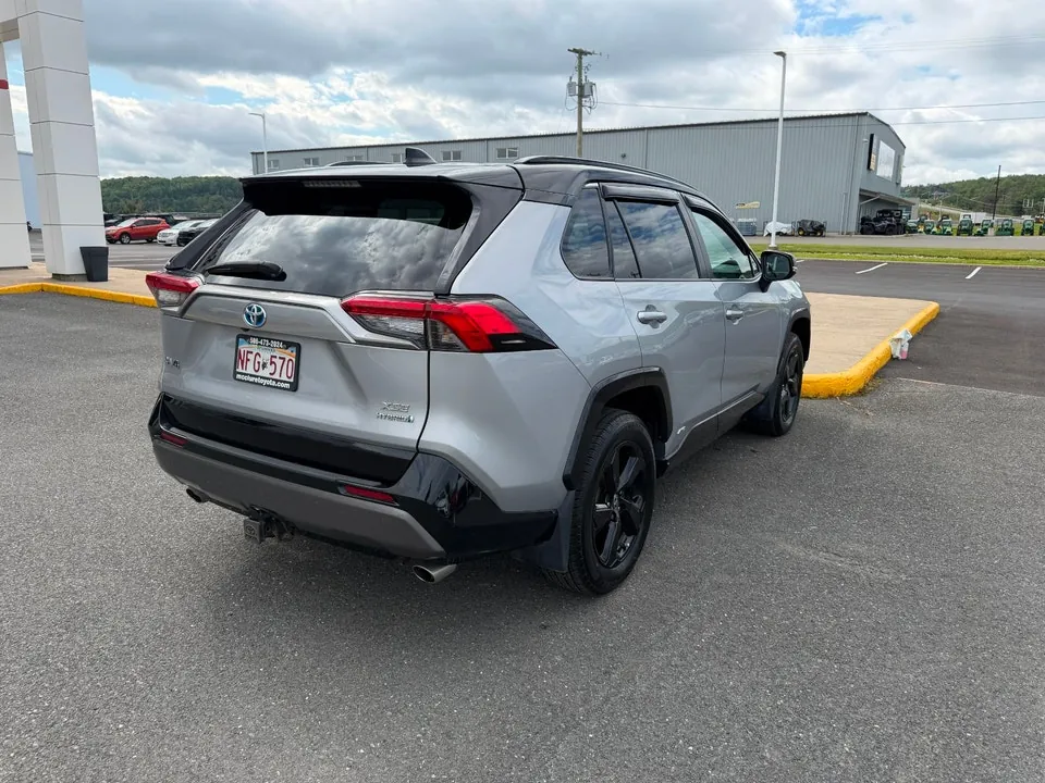 Toyota Rav4 2021 photo 3