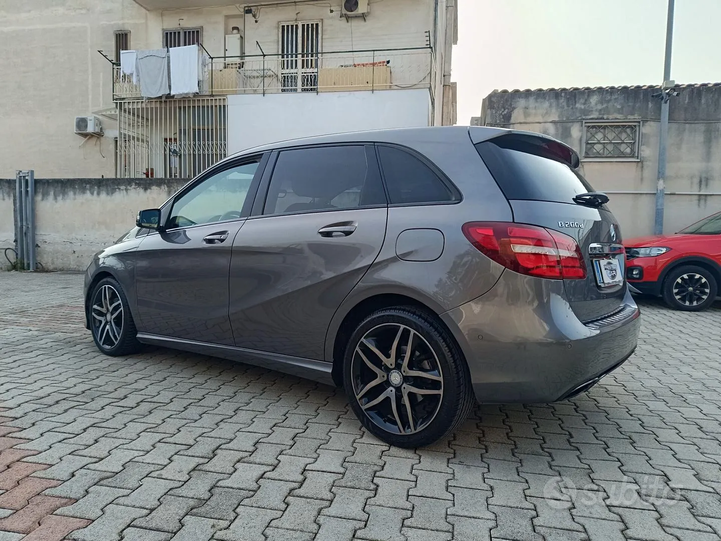 Mercedes-Benz B-Class 2016 photo 4