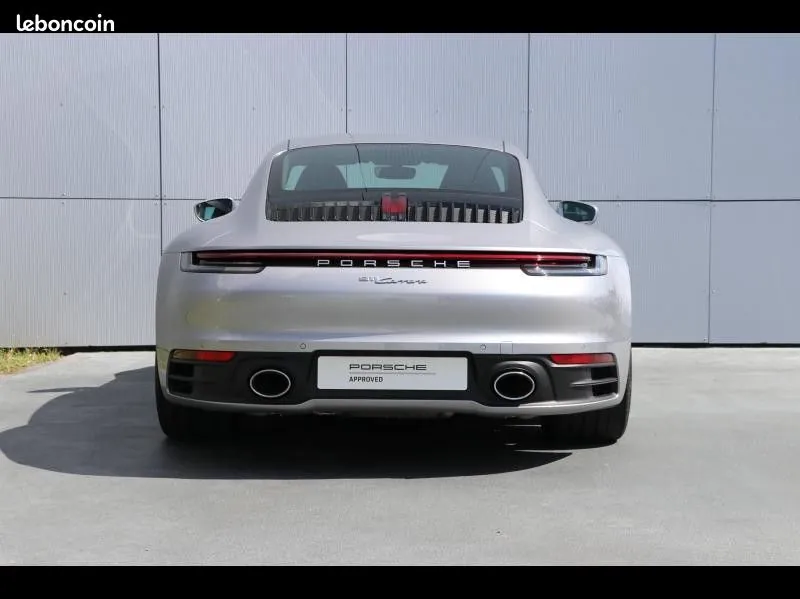 Porsche 911 2020 photo 5