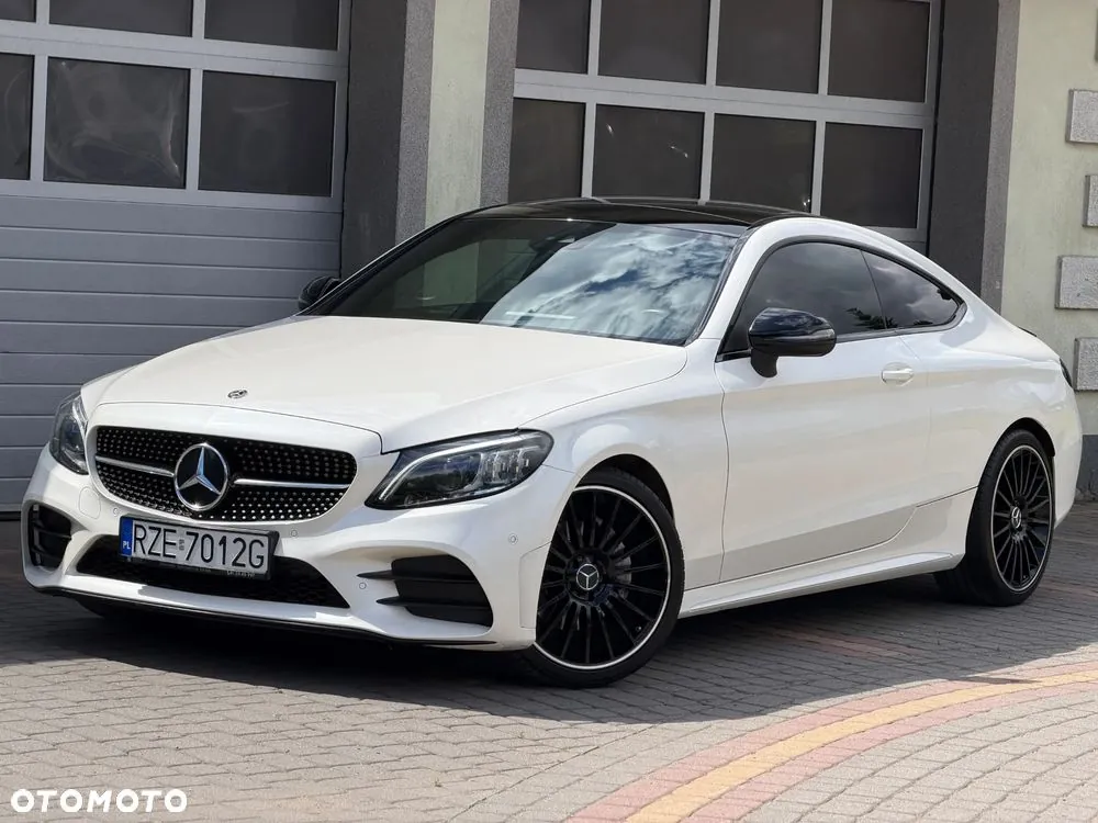 Mercedes-Benz C-Class 2018 photo 3