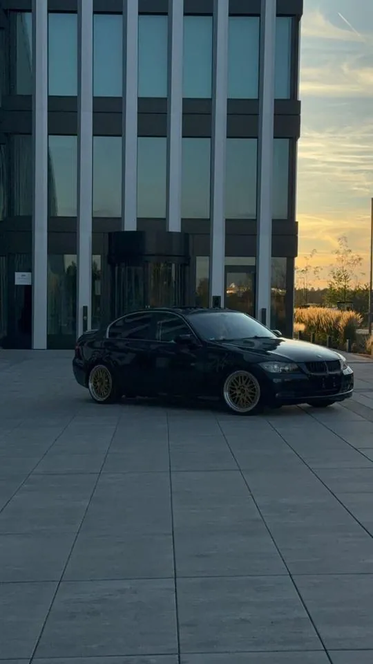 BMW 325I