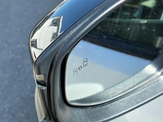 Toyota Prius 2023 photo 5