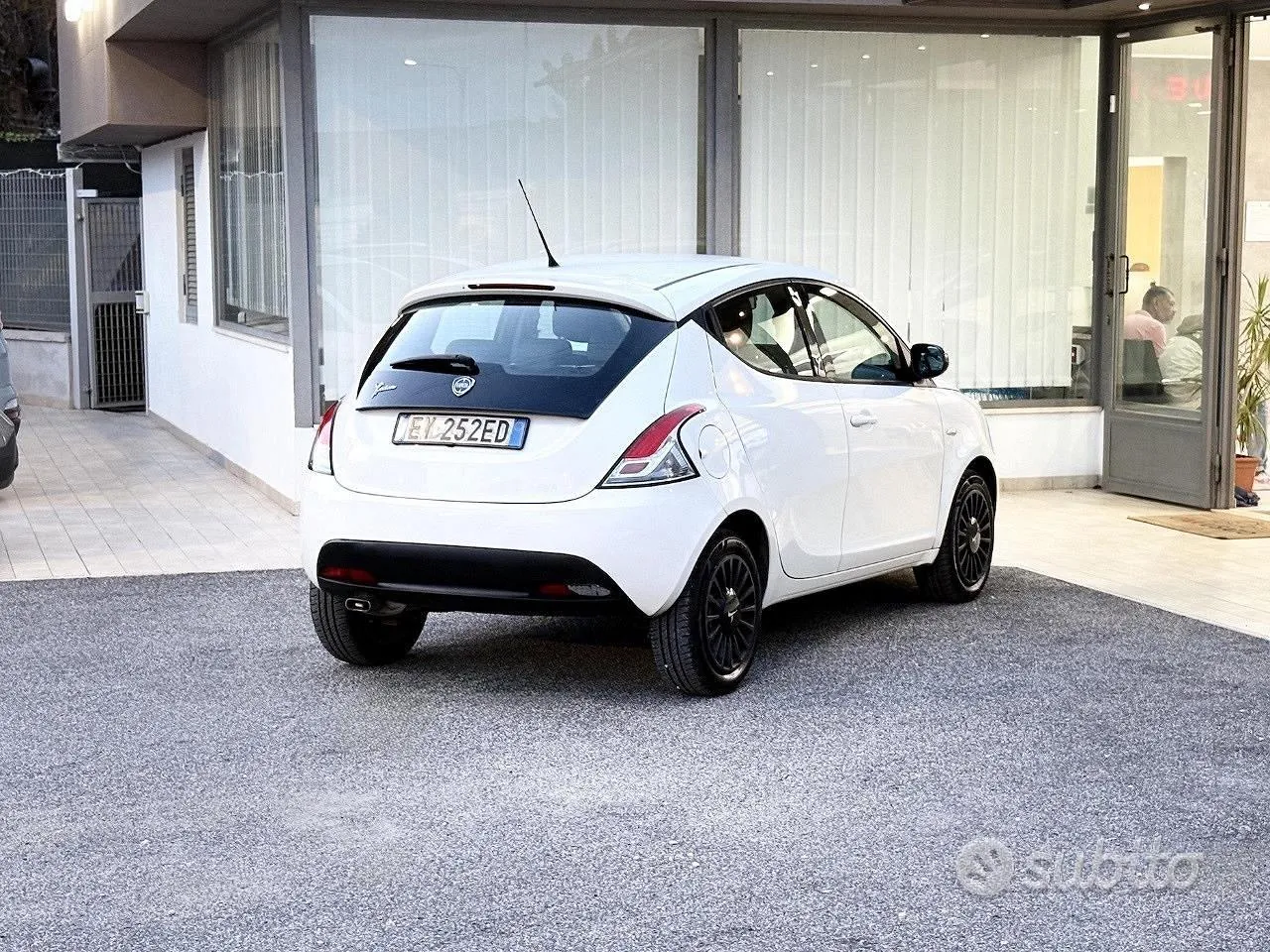 Lancia Ypsilon 2014 photo 5
