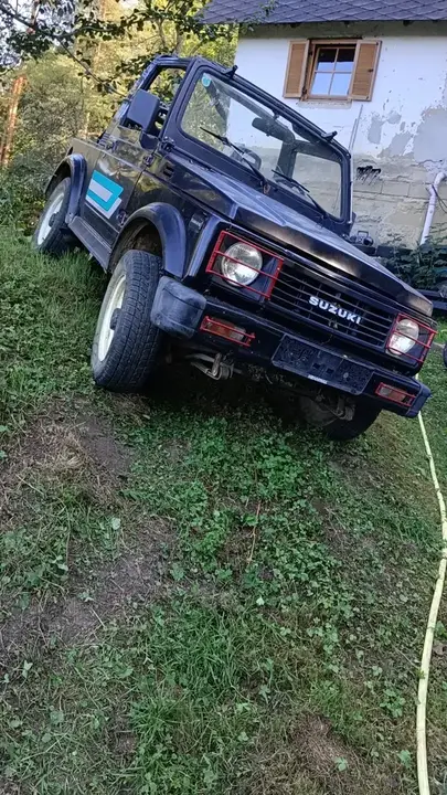 Suzuki Samurai