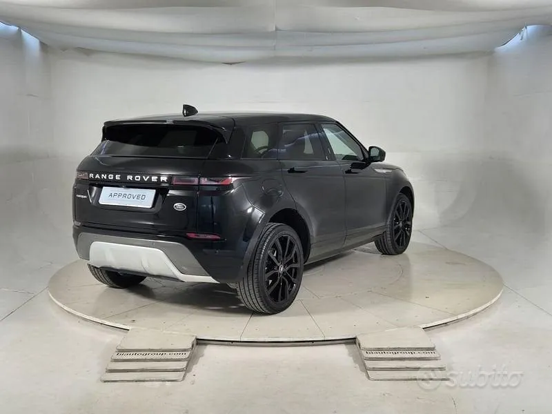 Land Rover Range Rover Evoque 2021 photo 2