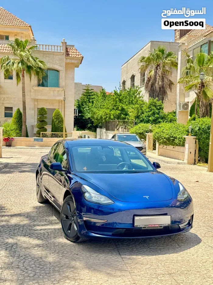 Tesla Model 3 2023 photo 4
