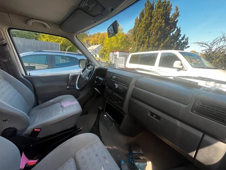 Volkswagen Caravelle