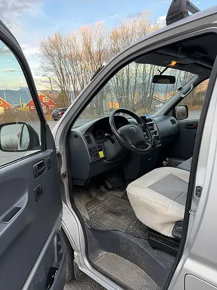 Toyota Hiace 2008 photo 5