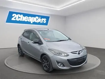 Mazda Demio 2013 photo 5