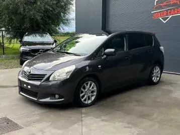 Toyota Verso 2010 photo 2