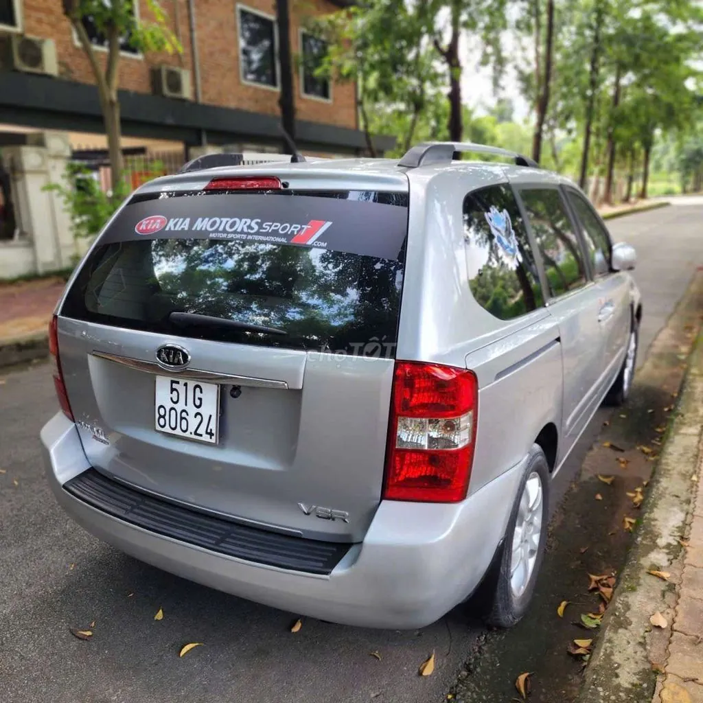 Kia Carnival 2009 photo 3