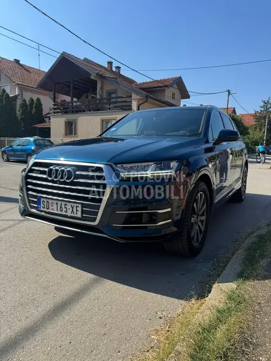 Audi Q7