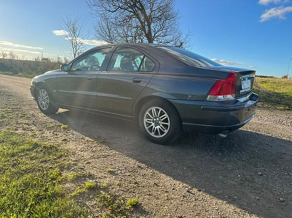Volvo S60 2005 photo 4