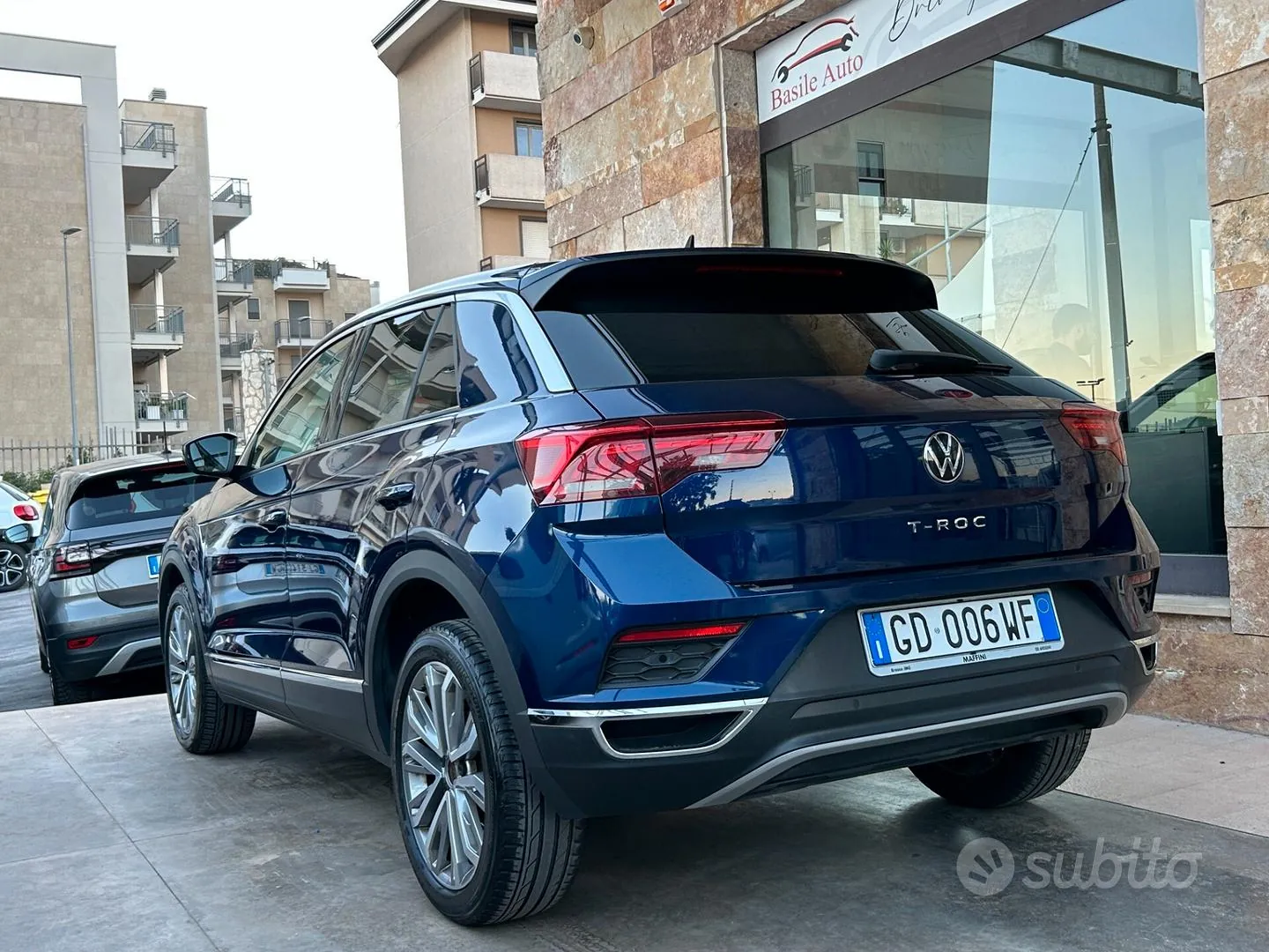 Volkswagen T-Roc 2020 photo 2