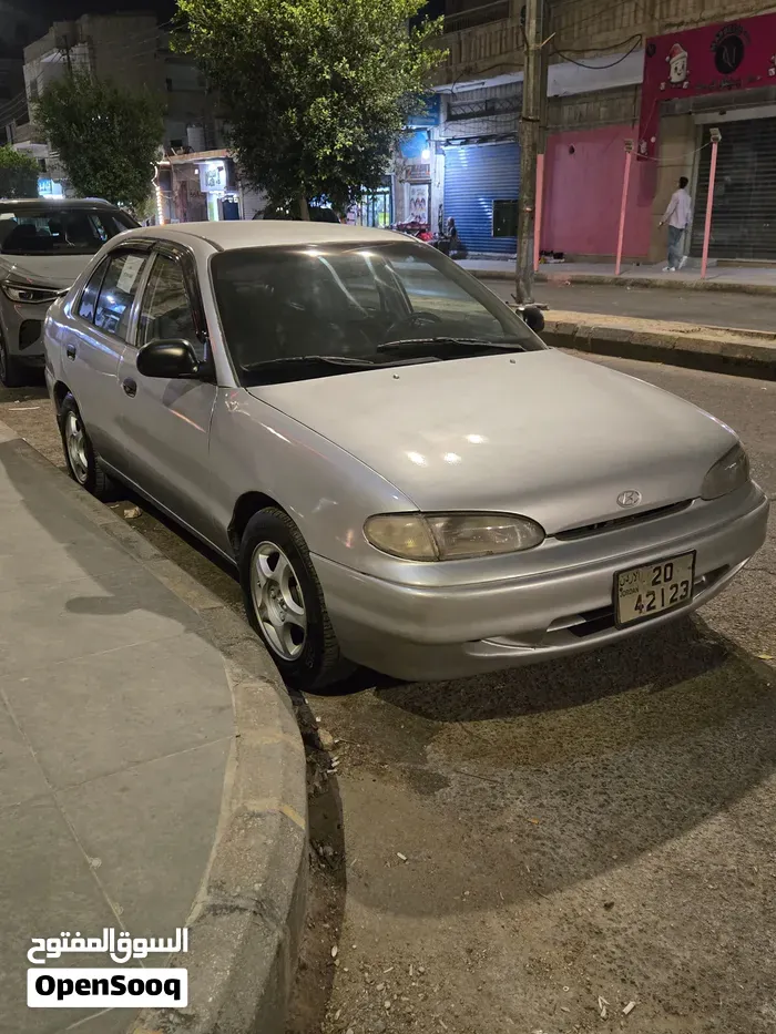 Hyundai Accent