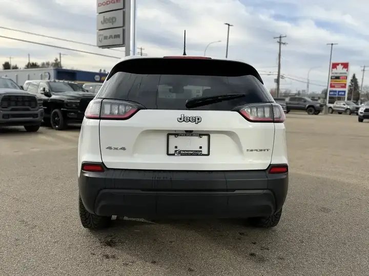 Jeep Cherokee 2021 photo 5