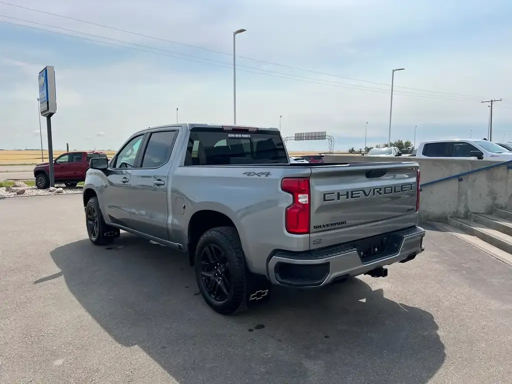 Chevrolet Silverado 1500 2026 photo 3