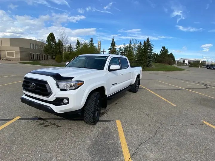 Toyota Tacoma 2023 photo 4