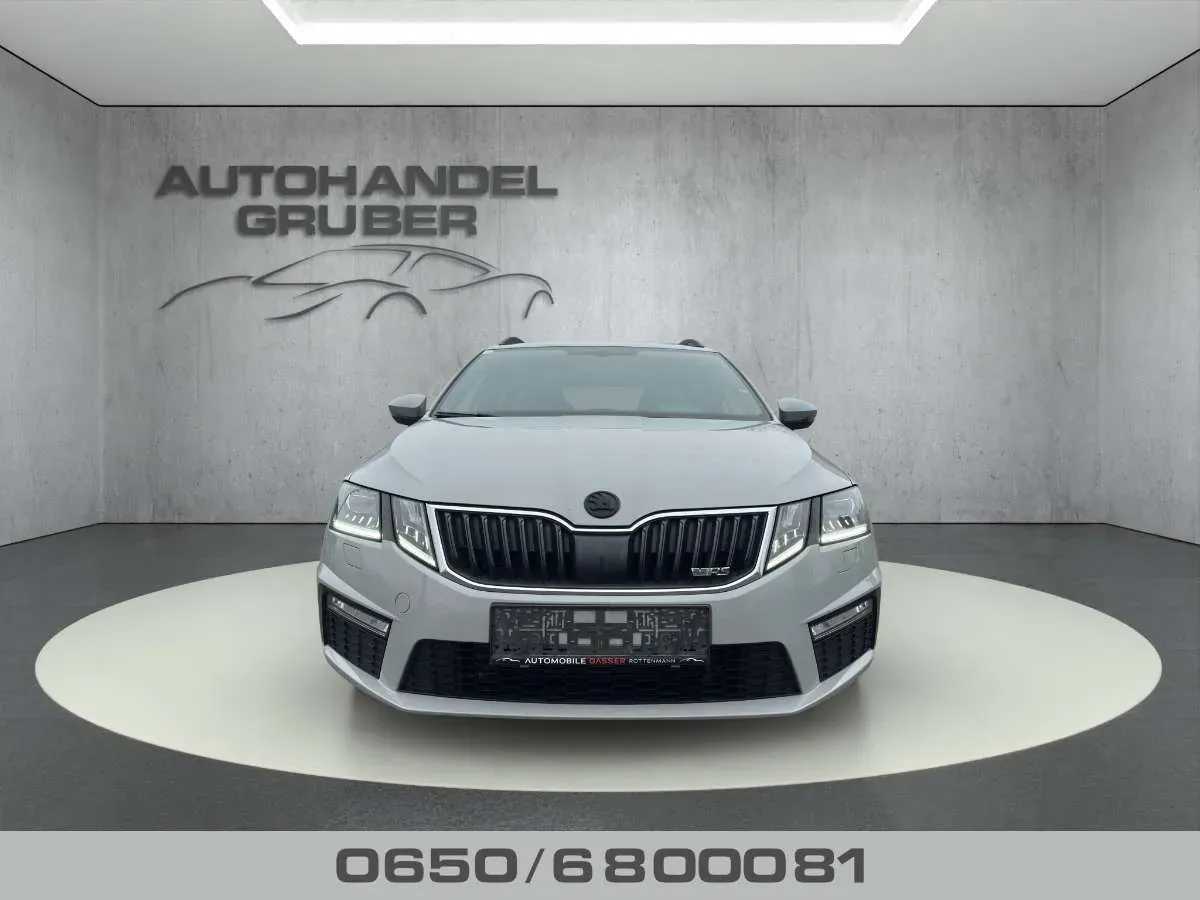 Skoda Octavia 2019 photo 2