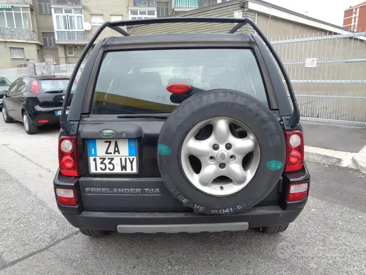 Land Rover Freelander 2006 photo 4