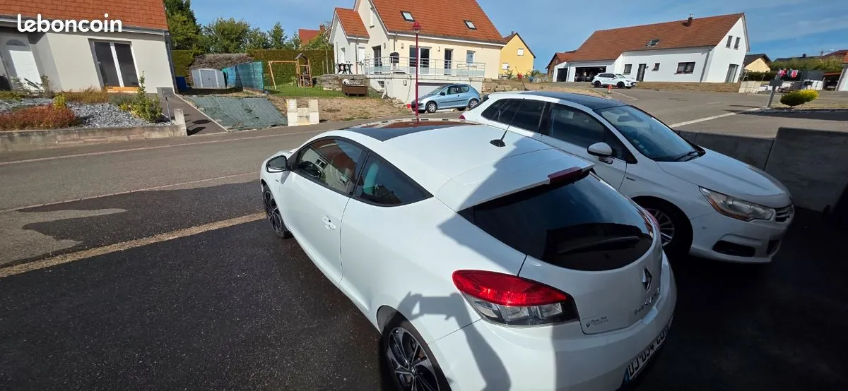 Renault Megane 2014 photo 3