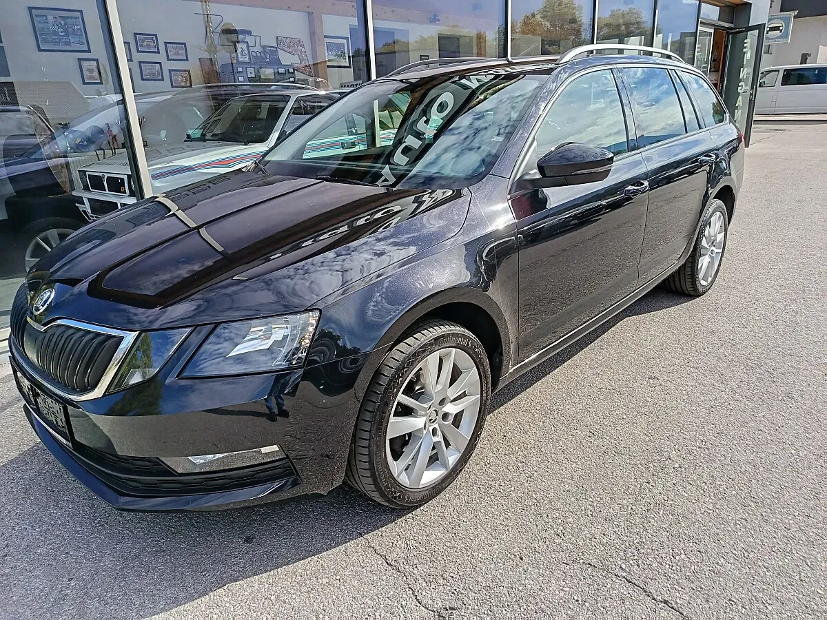 Skoda Octavia 2020 photo 2