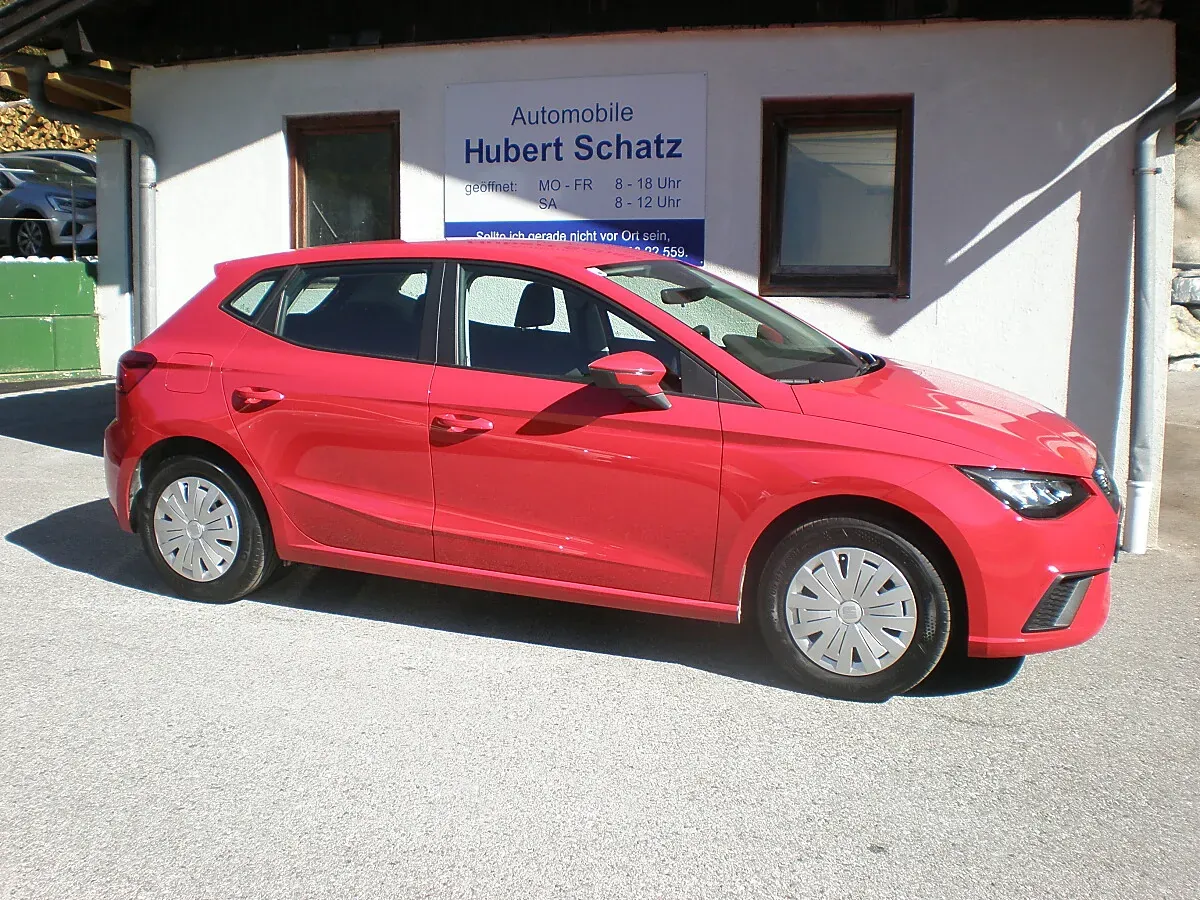 Seat Ibiza 2024 photo 2