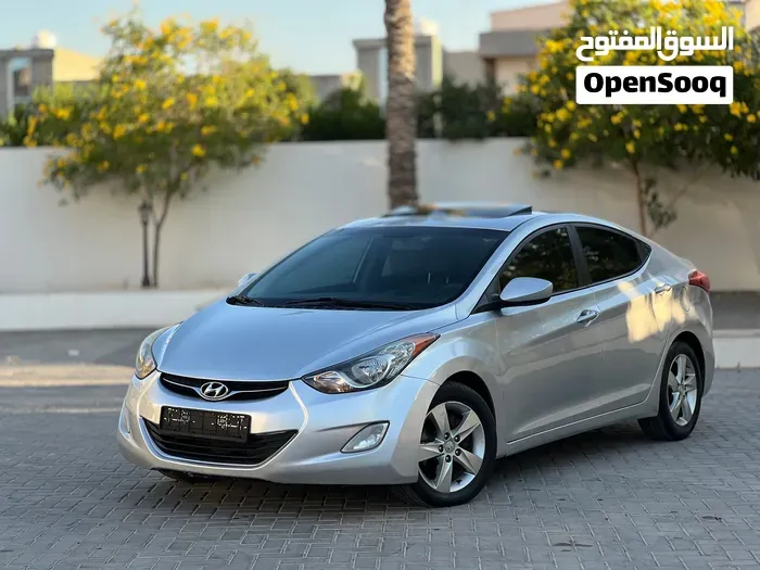 Hyundai Elantra 2012 photo 2