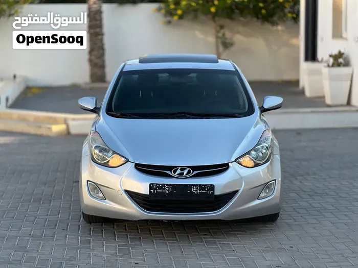 Hyundai Elantra 2012 photo 3