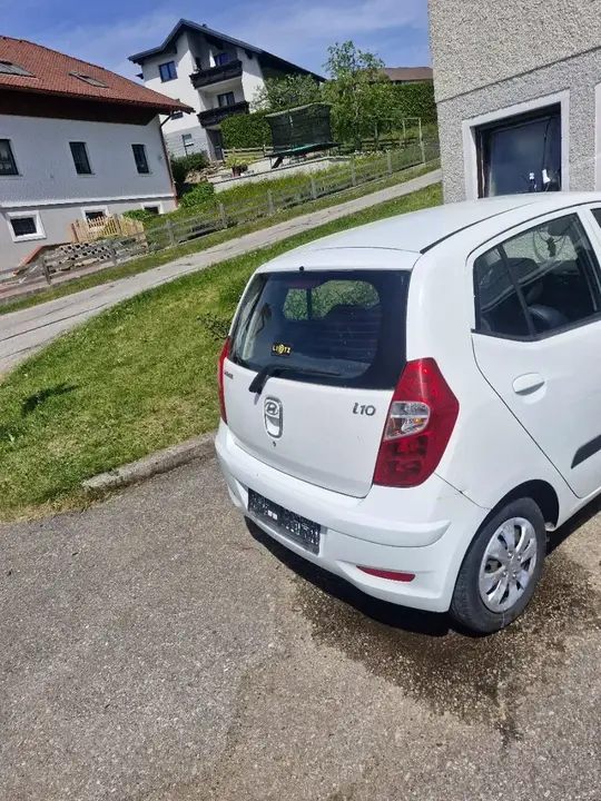 Hyundai I10 2013 photo 3
