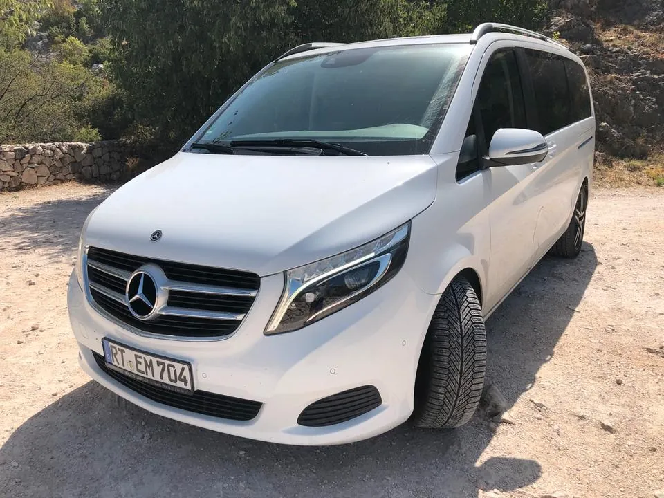 Mercedes-Benz V-Class