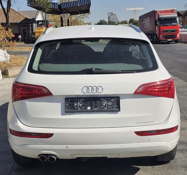 Audi Q5 2010 photo 4