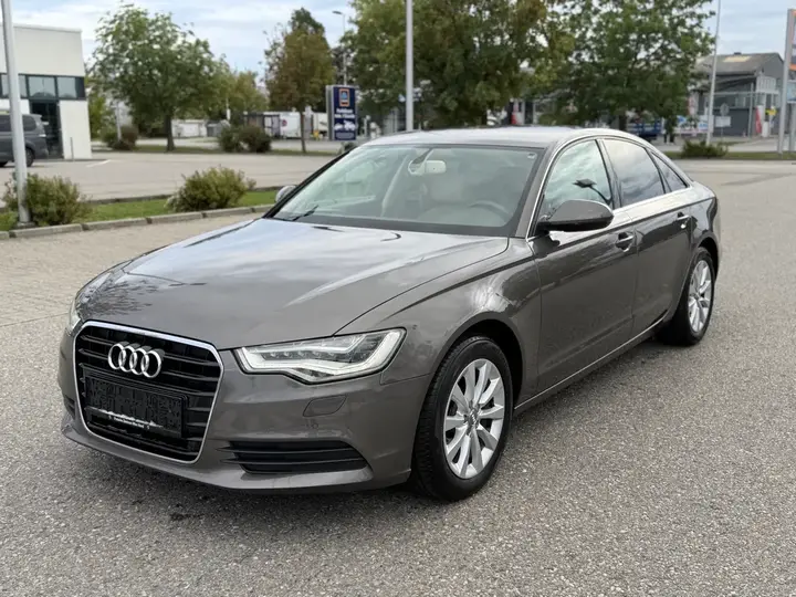 Audi A6 2012 photo 2