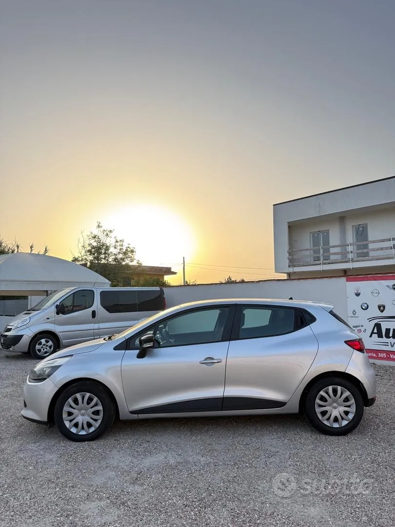 Renault Clio 2014 photo 5