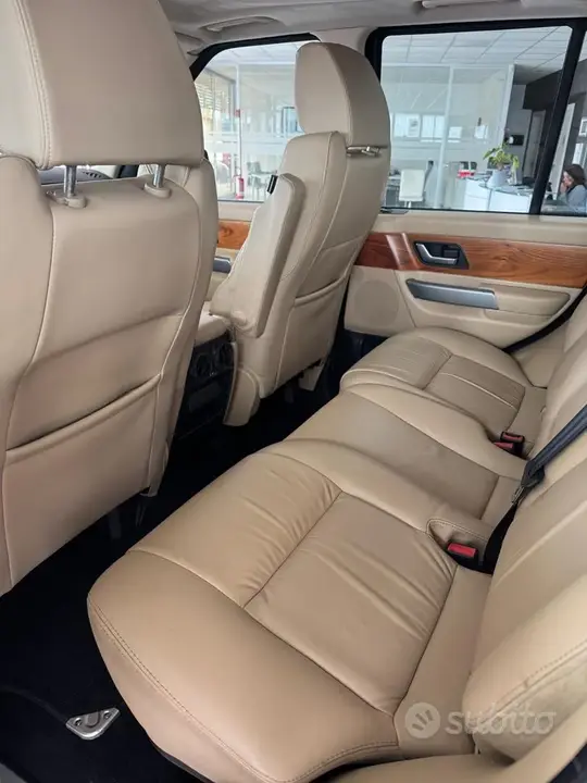 Land Rover Range Rover Sport 2009 photo 5