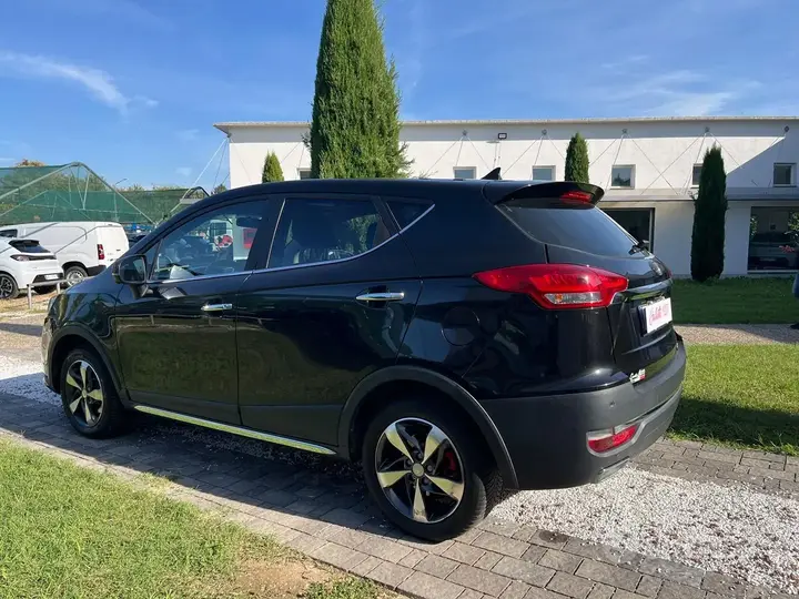 DR Automobiles Dr4 2018 photo 2