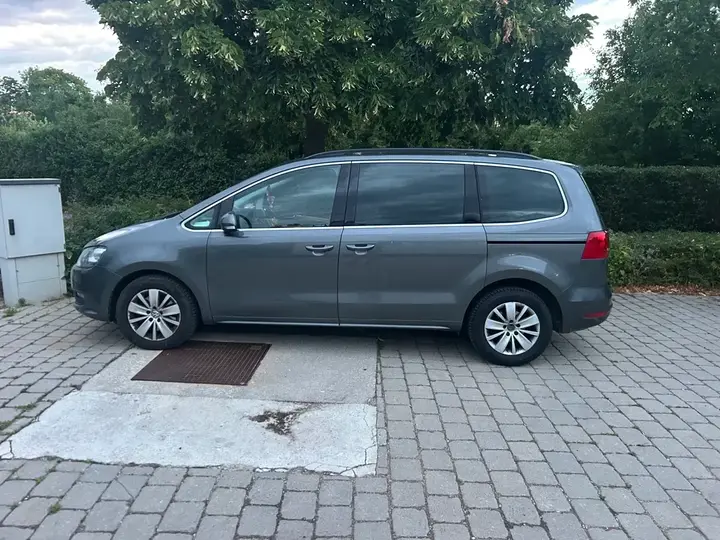 Volkswagen Sharan 2014 photo 3