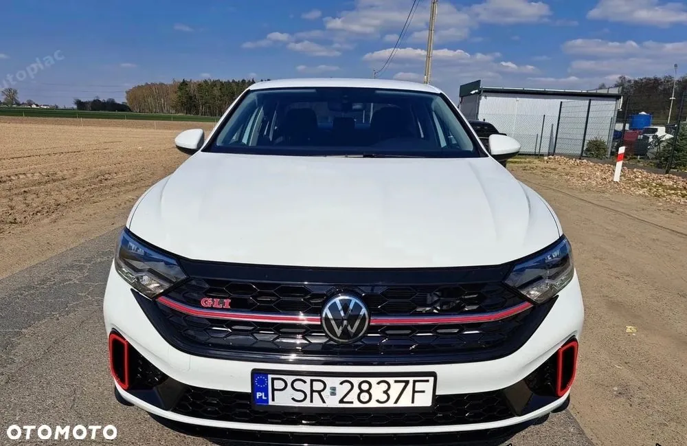 Volkswagen Jetta 2023 photo 3