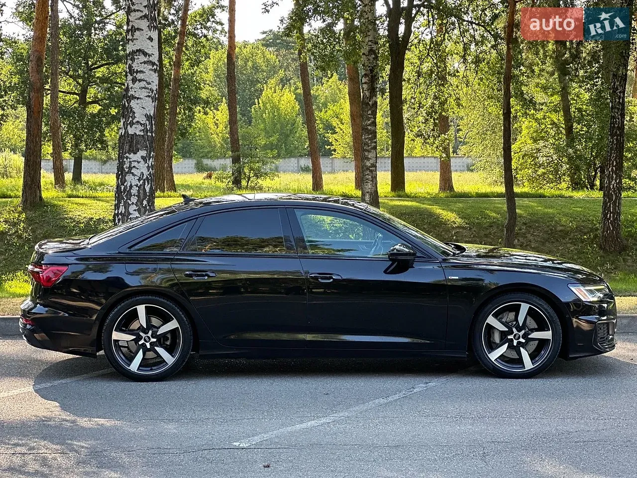 Audi A6 2021 photo 2