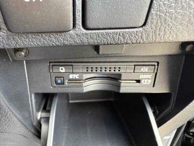 Toyota Vellfire 2017 photo 5