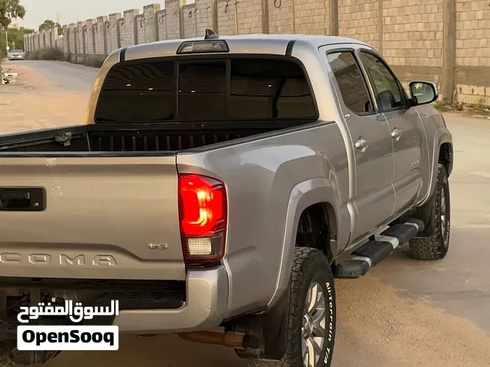 Toyota Tacoma 2018 photo 3