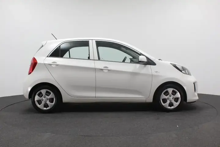 Kia Picanto 2015 photo 3