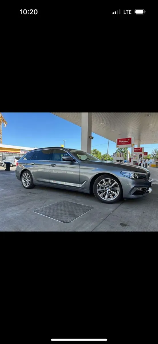 BMW 5 Series 2018 photo 3