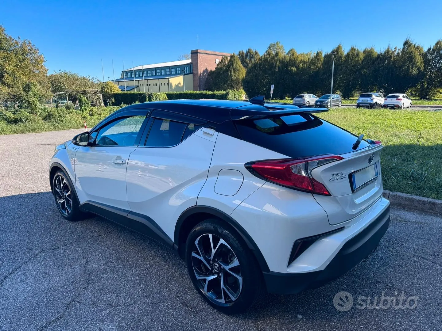 Toyota C-Hr 2019 photo 4