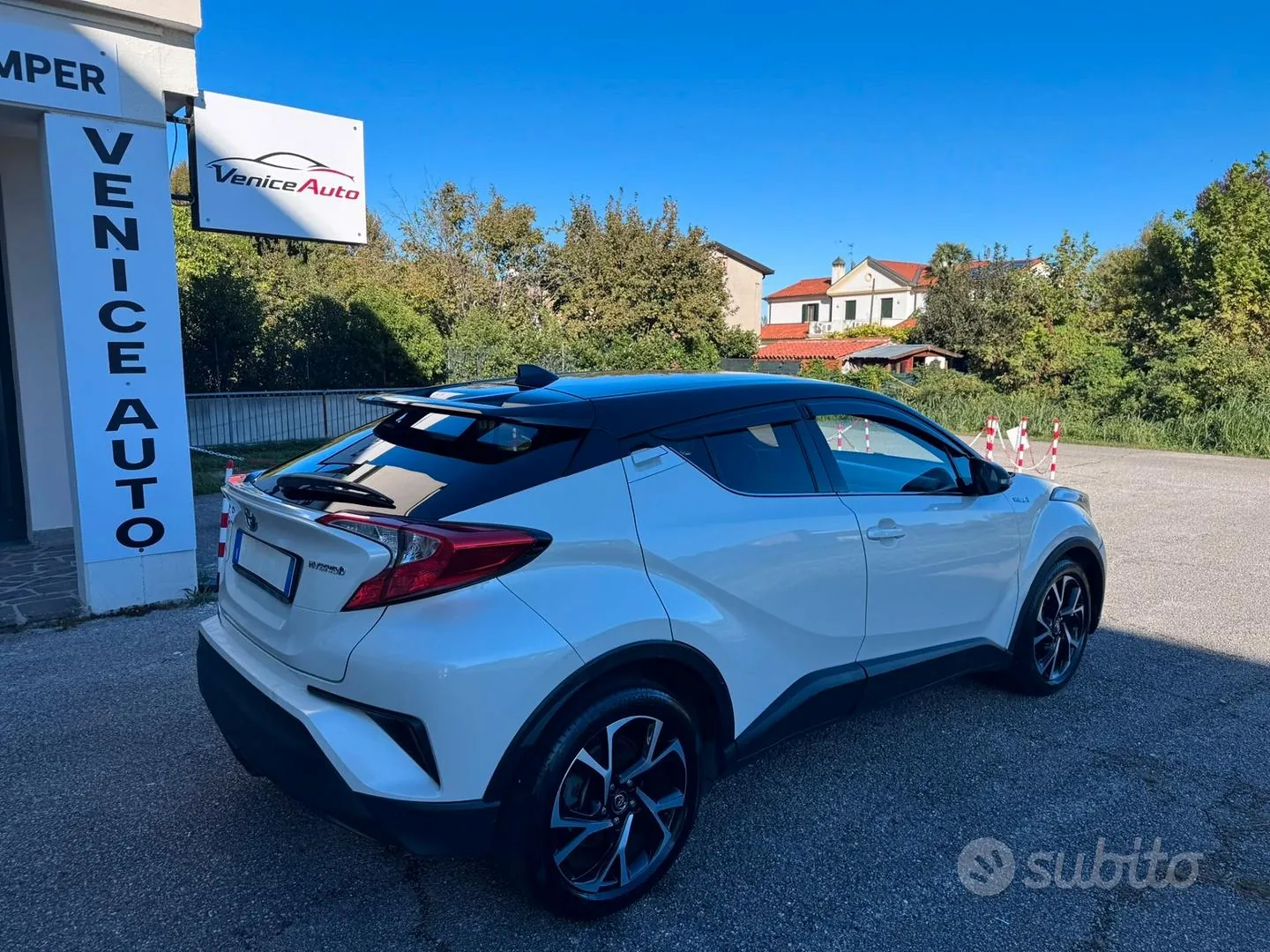 Toyota C-Hr 2019 photo 3