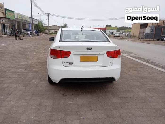 Kia Cerato 2012 photo 3
