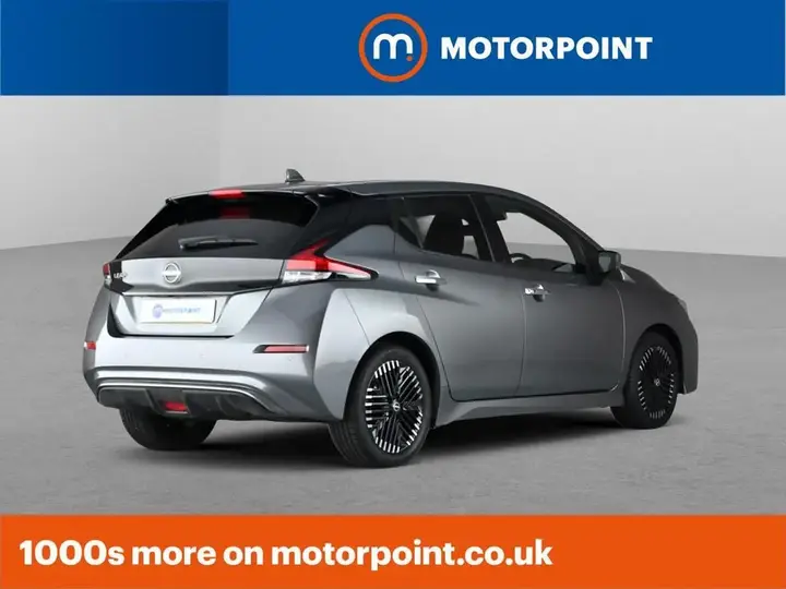 Nissan Leaf 2023 photo 2