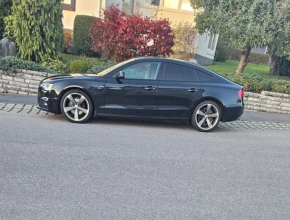 Audi A5 2016 photo 2