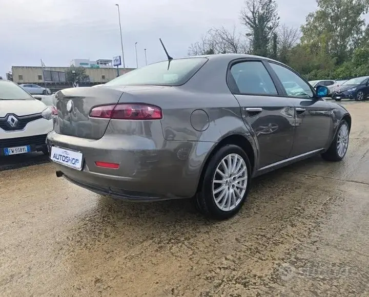 Alfa Romeo 159 2009 photo 4